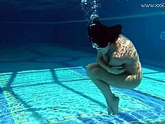 Jessica Adored The Producer With Her Sexy Look.