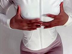 Siganjue - Young Wife In Sexy Lingerie Masturbates Wildly