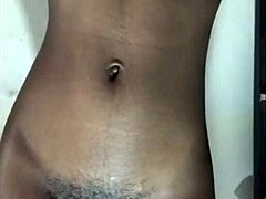 Twerking On A Vib-Dildo.