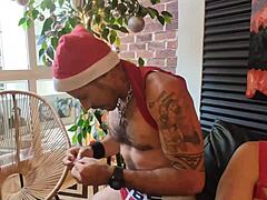 Amigo Secreto De C� � R�la Suruba Bareback Com Papai Noel
