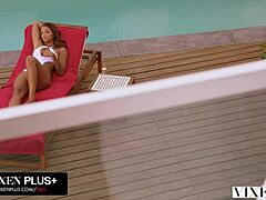 Naughty Assistant Seduces Boss With Blowjob On Vacation At Vixenplus