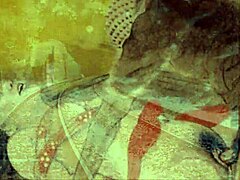 Myslím, tyhle vintage erotické kresby... jsou prostě tak fascinující, víš? Jako, úplně tě vtáhnou...