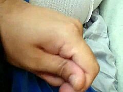 Jerkin it to some amateur gay bj.