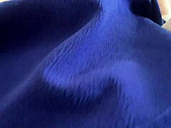 Murid 18 Tahun Seksi Elus Memek Berbulu Sampai Orgasm Menetes