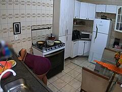 cozinhando para meu amante enquanto meu marido corno trabalha with those huge natural tits