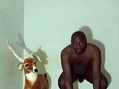 Spreading ass in doggystyle group 😏