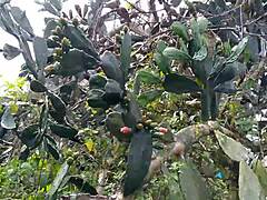 beautiful latina girl shares her commune customs 😊