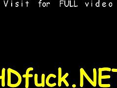 Saftig lyserød fisse bliver stoppet af den kæmpe 10-pounder