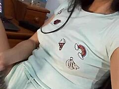 Carina Bruna Europea Spagnola Colombiana Sente Profondo in Belle Scene di Masturbazione Softcore Fai-da-Te Compilation