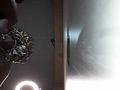 Hey, you want this BBC for anal through the gloryhole right now?