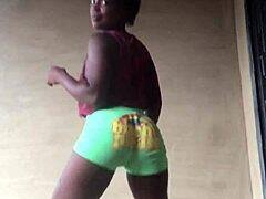 Crazy bitch twerks big ass outdoors