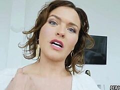 Milf in heels tries first time taboo sex with mother-in-law in sinful stepmother shoes 😍