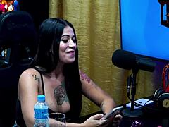 A Novinha Da Privacy Avaliou O Pau Do Ruan E Tirou A Roupa No Podcast Que Delicía - Luuh Barbosa - Podcast Pópum No Barraco Completo No Sheer - Red