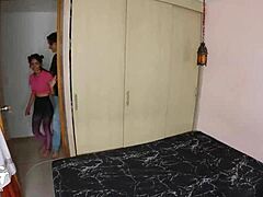 Cindy Luna learns cardio from a muscular gym trainer in a quick session.