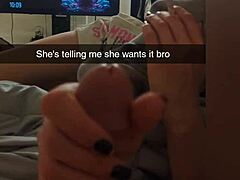 Bu Şirin Kıvırcık Sarışın Orospu Snapchat'te Aldatıyor, Borçlarını Ödemek İçin Babadan Anal Alıyor