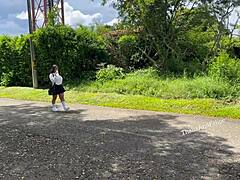 she cheats on her boyfriend easily