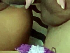 Watch me cum on her face on knees