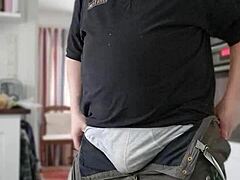 크리스 늙은 남자, 더티 토크로 벗다