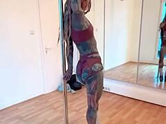 anuskatzz's exotic pole dance compilat'n