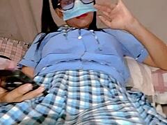 ליקוק ביצים