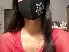 Indian girl live sex video!