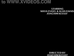 Første gang anal pounding med to BBC for MILF Maya Evans!