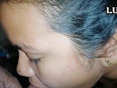 La amateur venezolana chupa polla estilo express en POV casero. Se traga el semen en la boca de la prostituta latina con gran culo