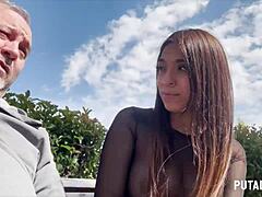 Hey, Torbe erwischt peruanische 18+ Teen Michi mit großem Arsch für nassen Muschi-Blowjob und Spuck-Lecken! 🍆💦😈