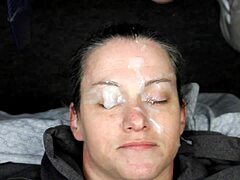 ديرتي ديس تظهر ما تعنيه ليلة الرجال حقاً مع مجموعة وجوه مبللة بسائل منوي هائل