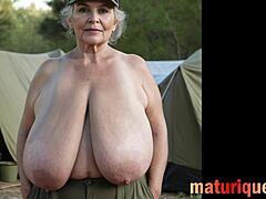 Старая церковная мамаша исследует огромные обвисшие сиськи в фантазии жирной бабушки