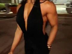 Erotic hot female muscle babe fbb 31