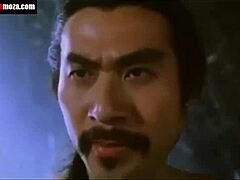 Ragazza cinese atletica sente emozioni arrapate intense in scopata dura e sborrata con stallone ninja