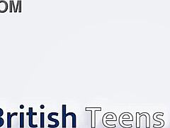 Does this cute teen want her pussy licked?