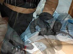 Hermosa latina morena de Medellín colombiana tatuadora de grandes tetas y hermoso culo se traga todo mi pene