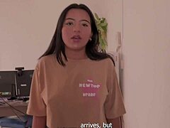 Cheating chica fucks neighbor when husband's away 😏🔥