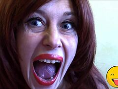 Hey, check out this horny fetish queen with tongue action 😈👅