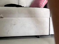 Latina feels pleasure playing with juicy pussy