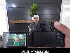 Whoa, Binky Beaz teases her neighbor into fucking that hijab teen 18+ in euro pov blowjob! 😏🔥