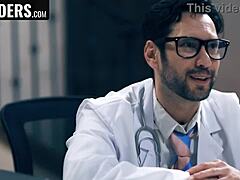 Doctor Fists Patient With Cunilingus Double Blowjob And Face Fucking In Pussy