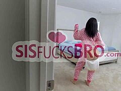 amber stark teases with her pussy