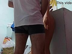 tremendo cuerpo de mi madrastra puta cuando papa no esta