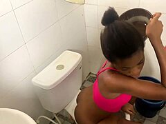 Small Waist Black Girl Wet Sex