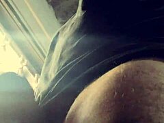 La giovane amatoriale tedesca riceve massaggio atletico che diventa azione sexy senza censure in stile italiano e arabo. Bad Wolf28 gestisce la pioggia di cazzi selvaggia.