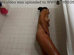 Angel lover shower left 2.