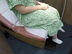 violet c experiences vag pump pov fetish