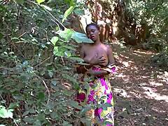 Big booty black best friends eat wet pussy in hot lesbian hookup