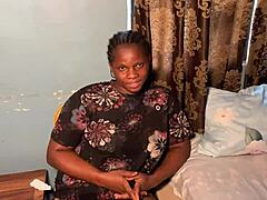 casting a thick queen for solo masturbation