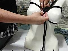 Tutorial on bdsm: how to tie breasts properly
