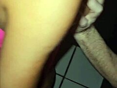 Levei a novinha na casa de swing e macetei ela no glory hole ela pediu pra eu gozar na sua boca e tomou todo o meu leitinho porno 4k