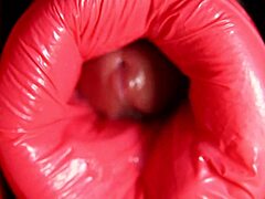 Интенсивный динозавровый анал с глубоким минетом и большим членом в POV